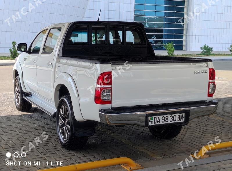 Toyota Hilux 2015 - 370 000 TMT - Türkmenbaşy - img 3