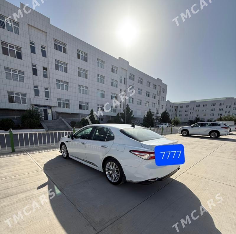 Toyota Camry 2019 - 275 000 TMT - Гуртли - img 9