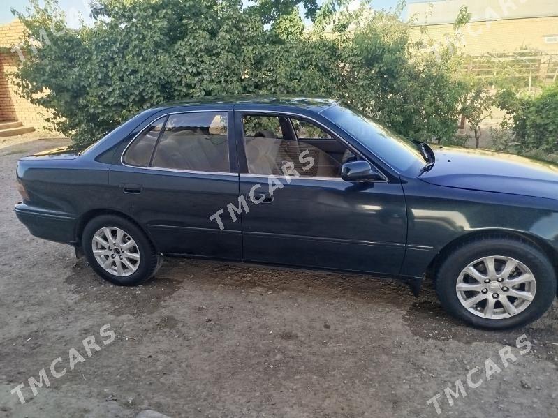 Toyota Camry 1993 - 47 000 TMT - Mary - img 2