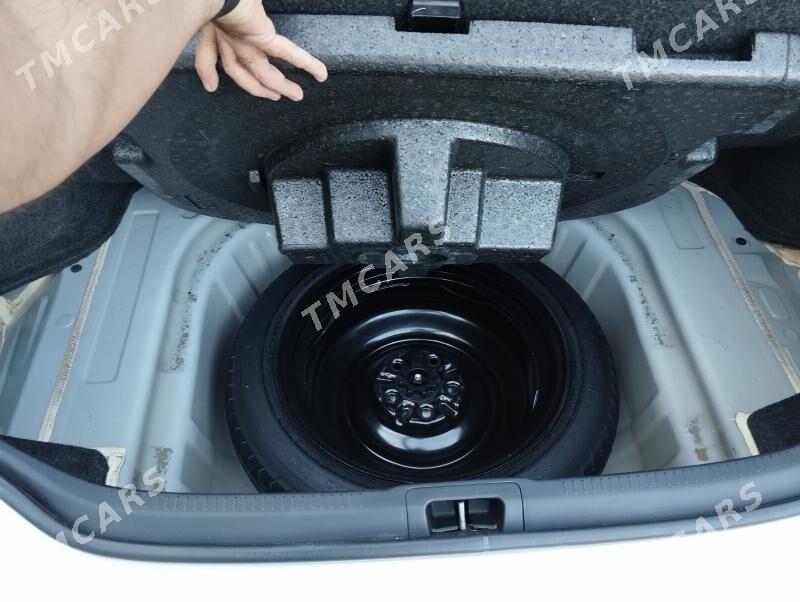 Toyota Camry 2013 - 230 000 TMT - Мары - img 7