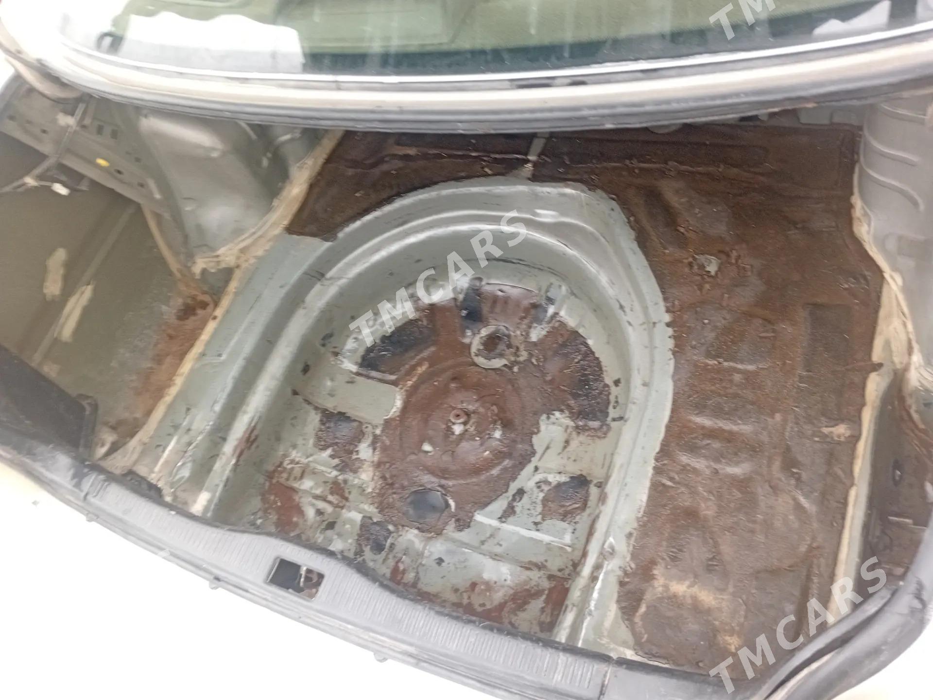 Toyota Camry 2001 - 130 000 TMT - Boldumsaz - img 9