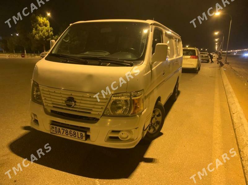 Nissan Urvan 2010 - 135 000 TMT - Türkmenabat - img 5