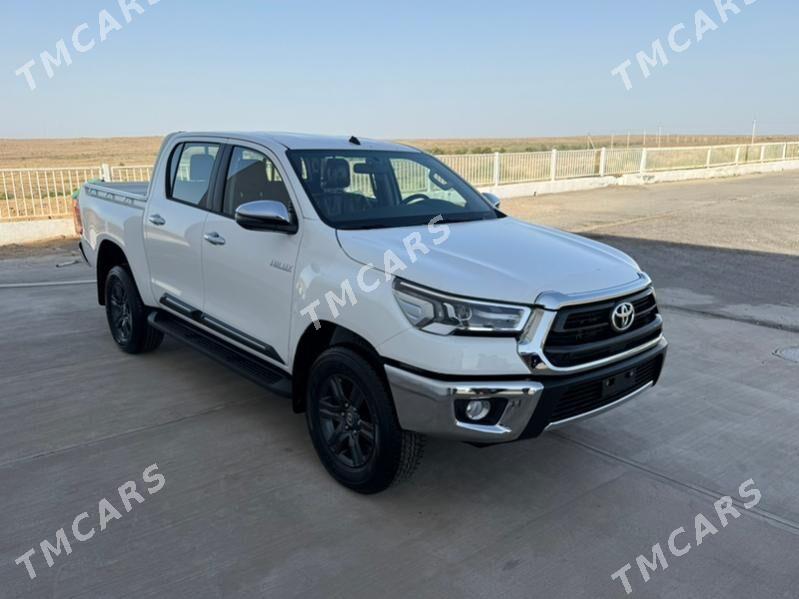 Toyota Hilux 2025 - 727 000 TMT - Aşgabat - img 5