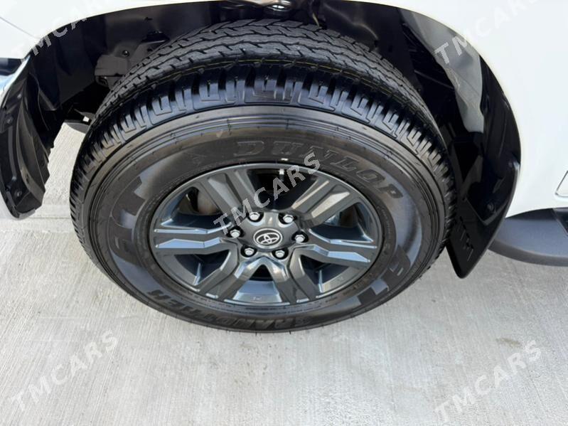 Toyota Hilux 2025 - 727 000 TMT - Aşgabat - img 4