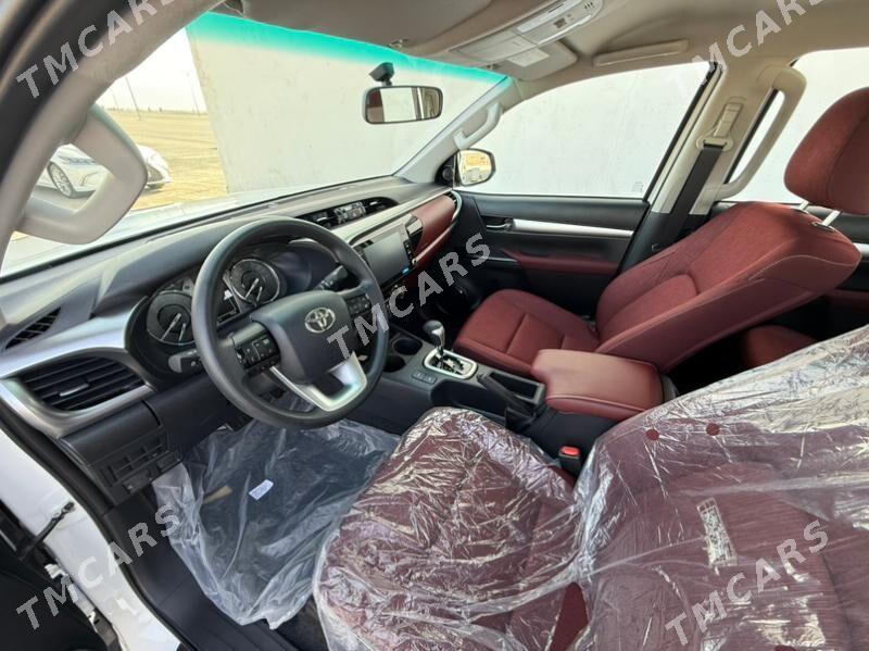 Toyota Hilux 2025 - 727 000 TMT - Aşgabat - img 10