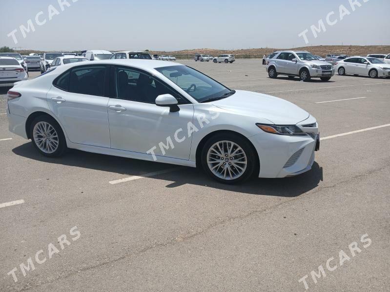 Toyota Camry 2019 - 296 000 TMT - Aşgabat - img 2