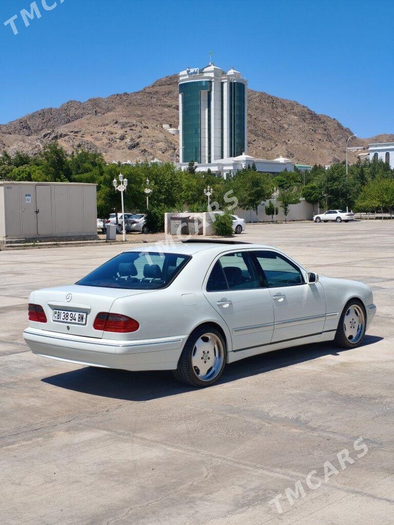 Mercedes-Benz E-Class 2001 - 135 000 TMT - Туркменбаши - img 4