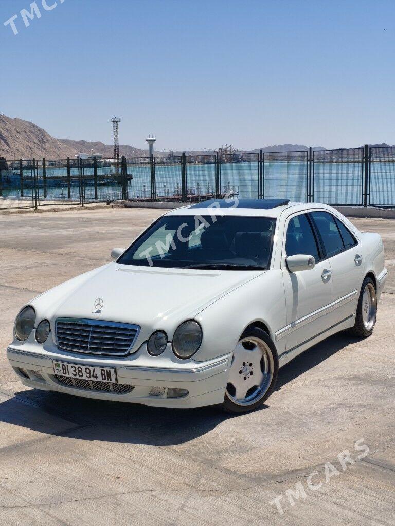Mercedes-Benz E-Class 2001 - 135 000 TMT - Туркменбаши - img 2