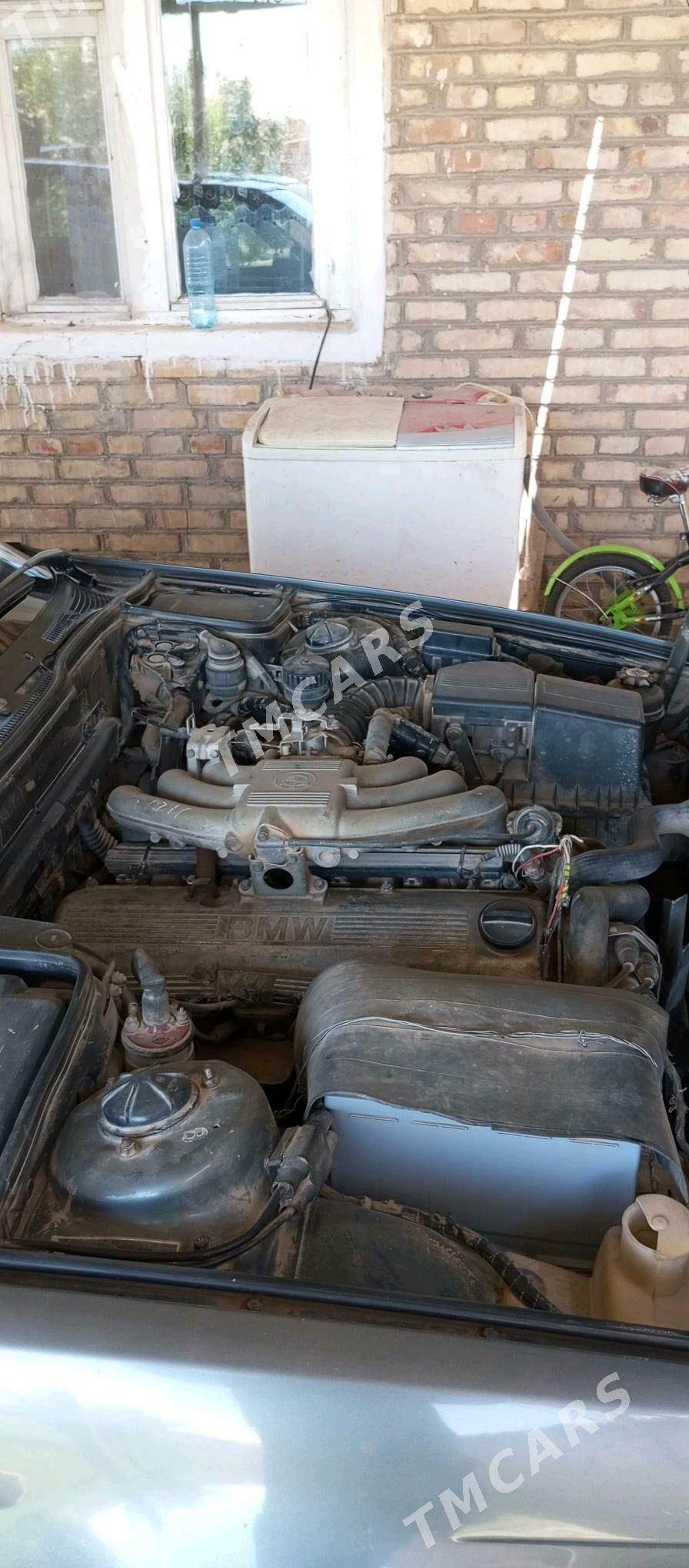 BMW 520 1989 - 44 000 TMT - Garagum etraby - img 3