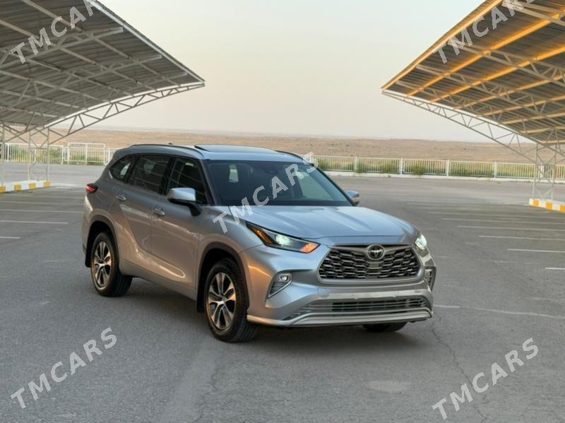 Toyota Highlander 2021 - 541 000 TMT - Ашхабад - img 4