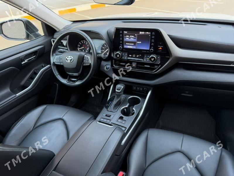 Toyota Highlander 2021 - 541 000 TMT - Ашхабад - img 9