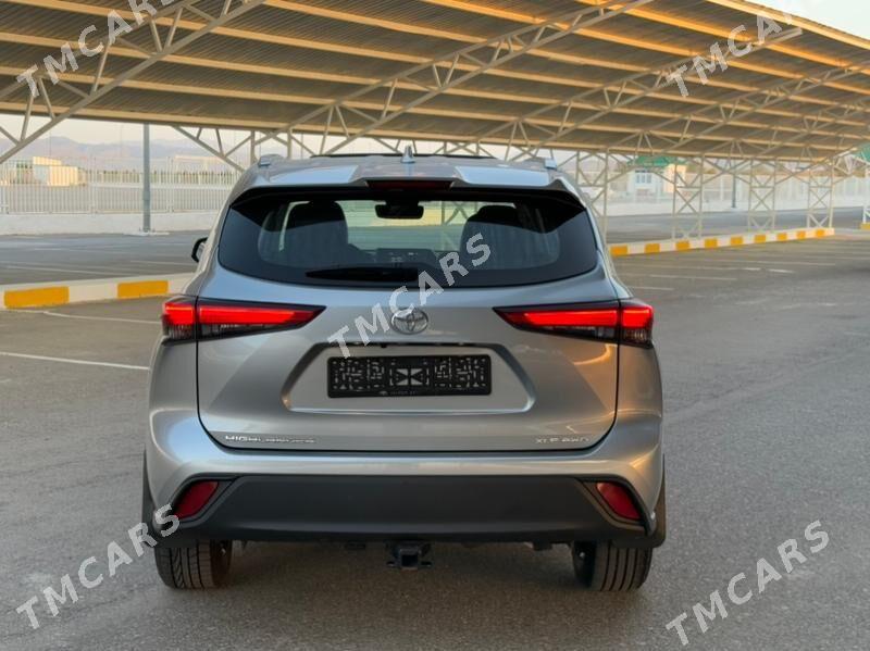 Toyota Highlander 2021 - 541 000 TMT - Ашхабад - img 5