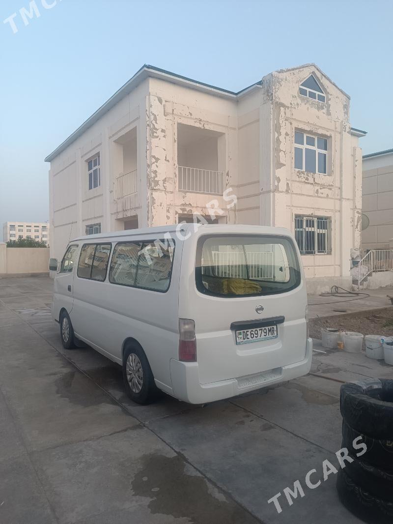 Nissan Urvan 2003 - 120 000 TMT - Türkmenabat - img 3