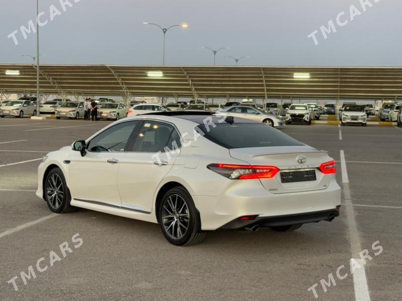 Toyota Camry 2022 - 651 000 TMT - Ашхабад - img 2
