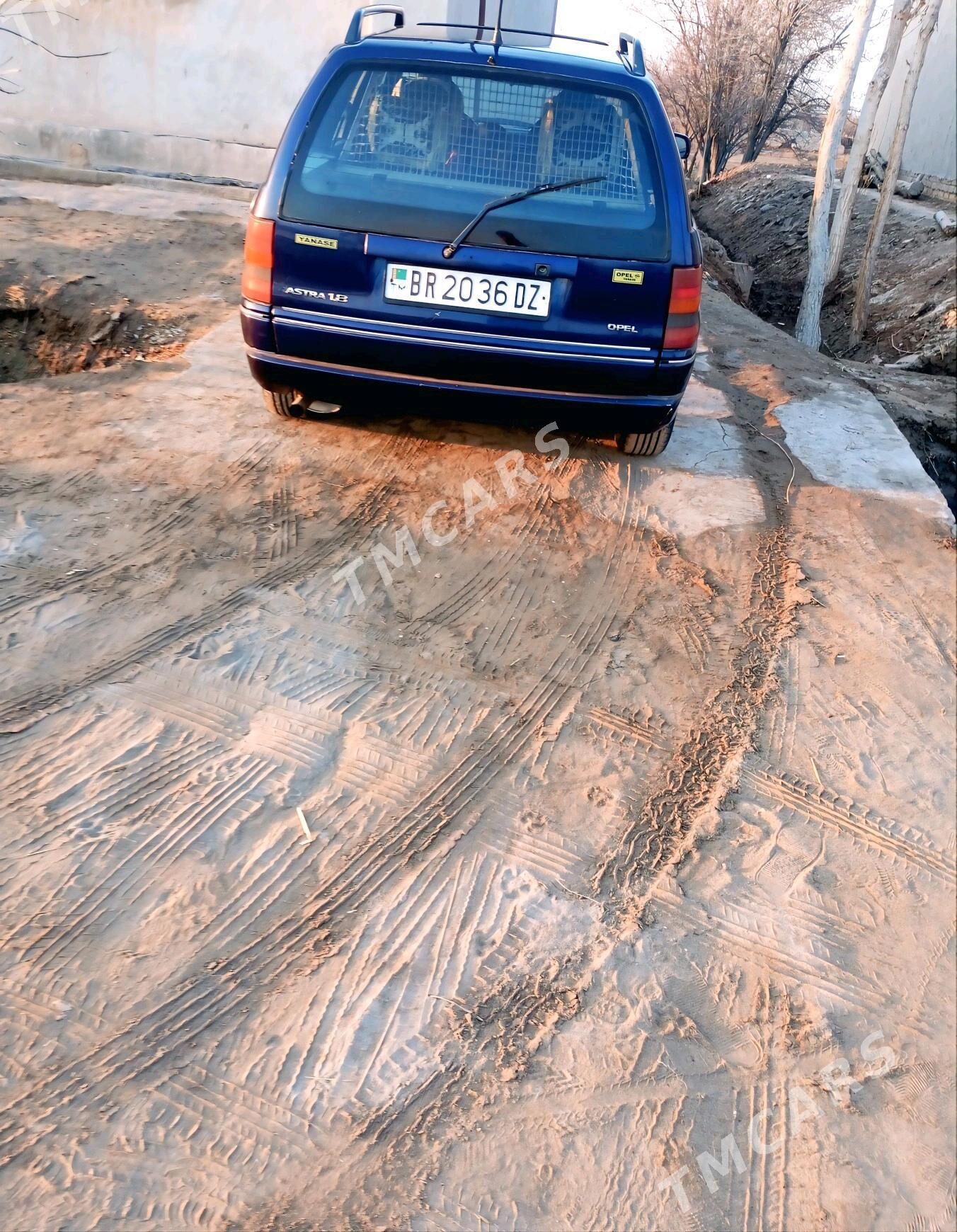 Opel Astra 1995 - 45 000 TMT - Дашогуз - img 2