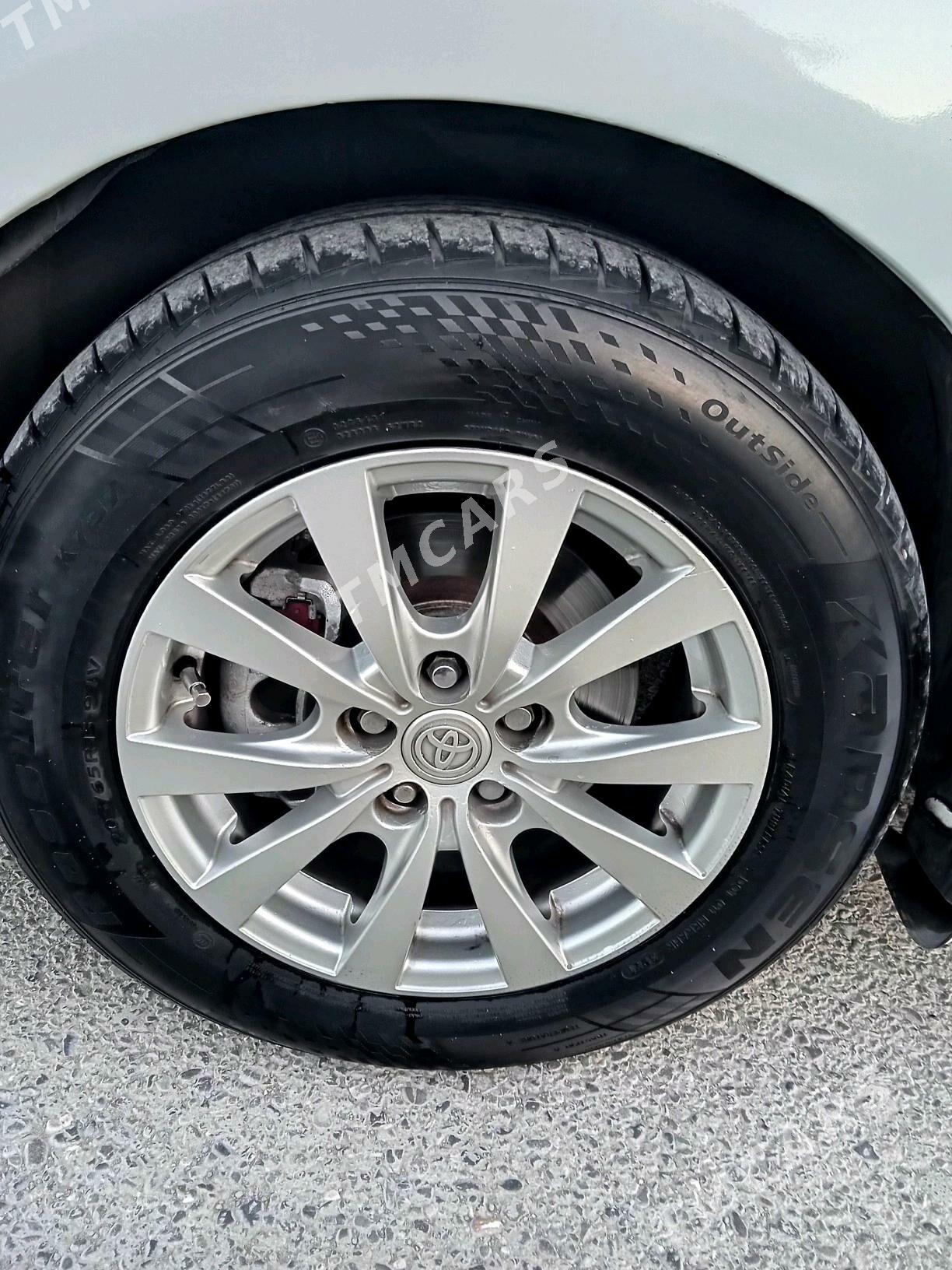 Toyota Corolla 2011 - 180 000 TMT - Ашхабад - img 6
