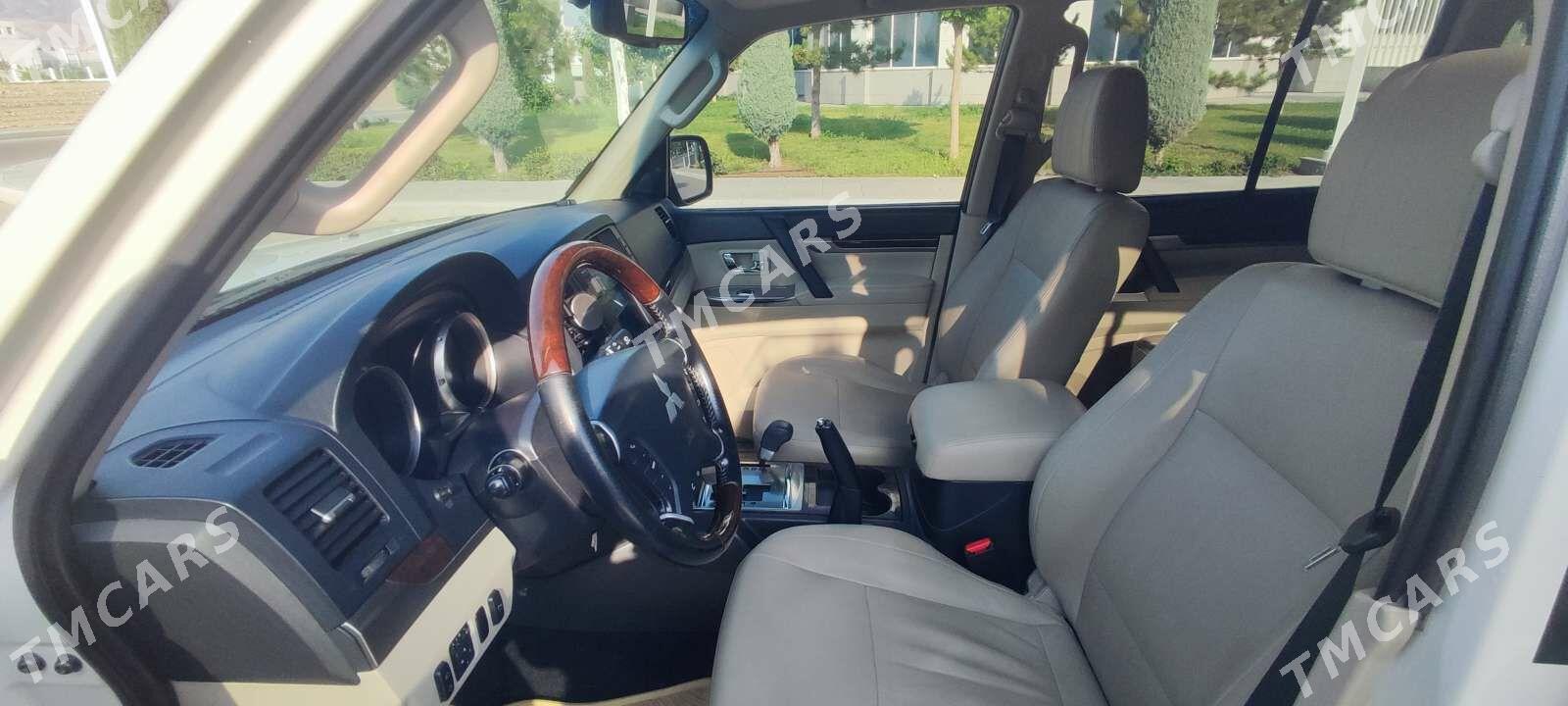 Mitsubishi Pajero 2013 - 268 000 TMT - Улица Г. Кулиева (Объездная) - img 6