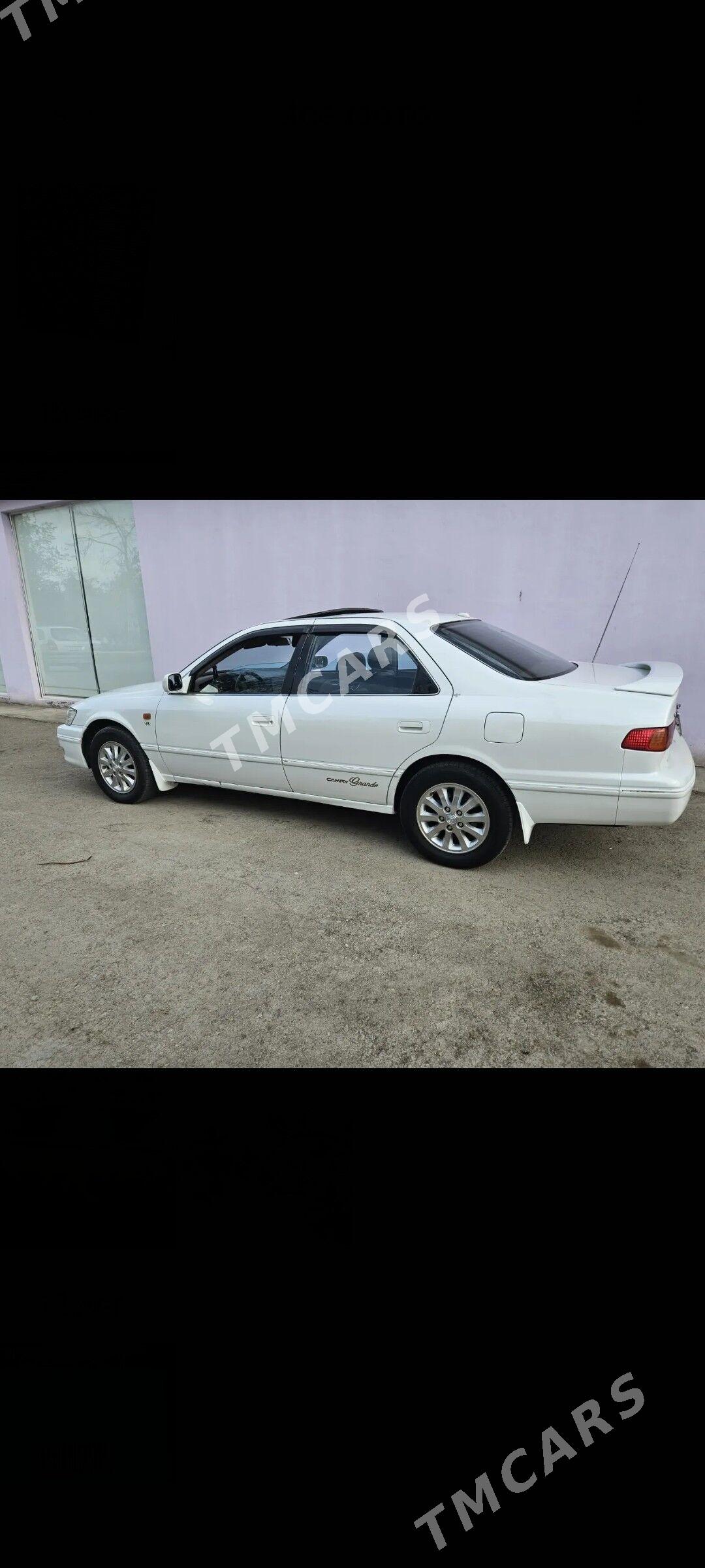 Toyota Camry 2001 - 180 000 TMT - Дашогуз - img 3