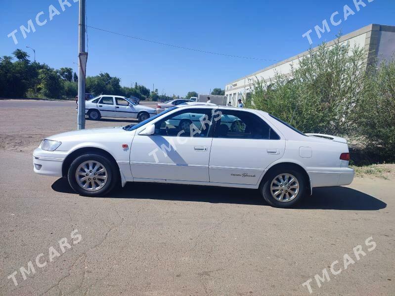 Toyota Camry 2001 - 180 000 TMT - Дашогуз - img 7