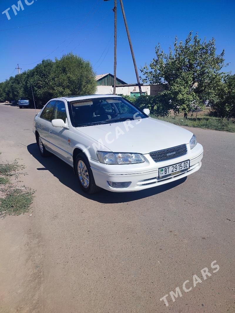 Toyota Camry 2001 - 180 000 TMT - Дашогуз - img 9
