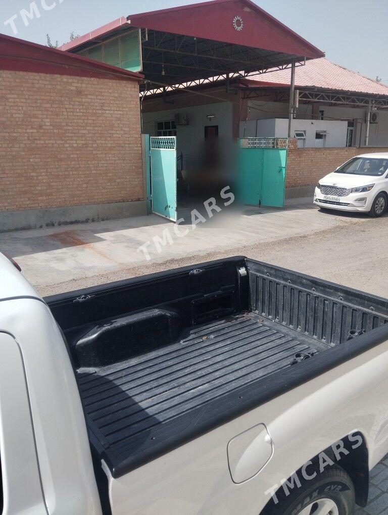 Toyota Tacoma 2013 - 220 000 TMT - Garadamak Şor - img 10