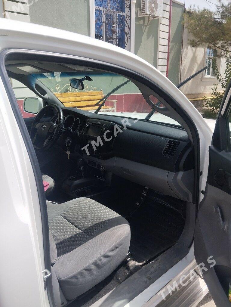 Toyota Tacoma 2013 - 220 000 TMT - Garadamak Şor - img 6