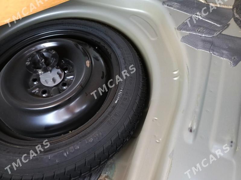 Toyota Camry 2010 - 230 000 TMT - Дашогуз - img 6