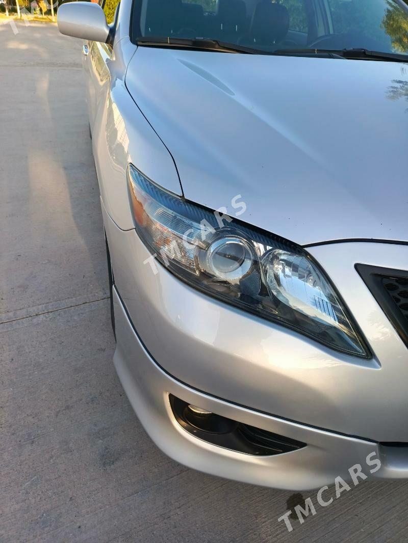 Toyota Camry 2010 - 230 000 TMT - Дашогуз - img 9