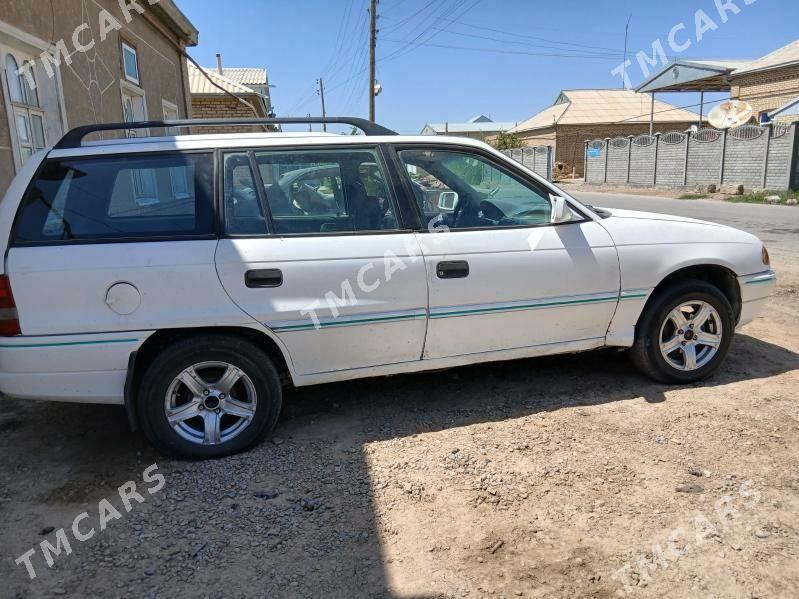 Opel Astra 1992 - 22 000 TMT - Wekilbazar - img 2