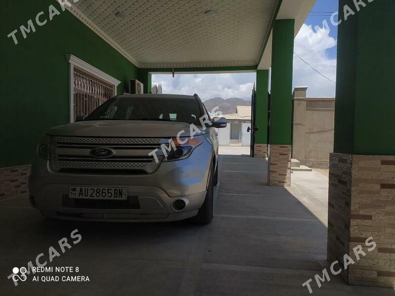 Ford Explorer 2014 - 280 000 TMT - Балканабат - img 3