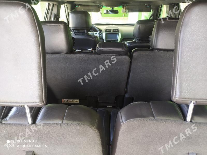 Ford Explorer 2014 - 280 000 TMT - Балканабат - img 5