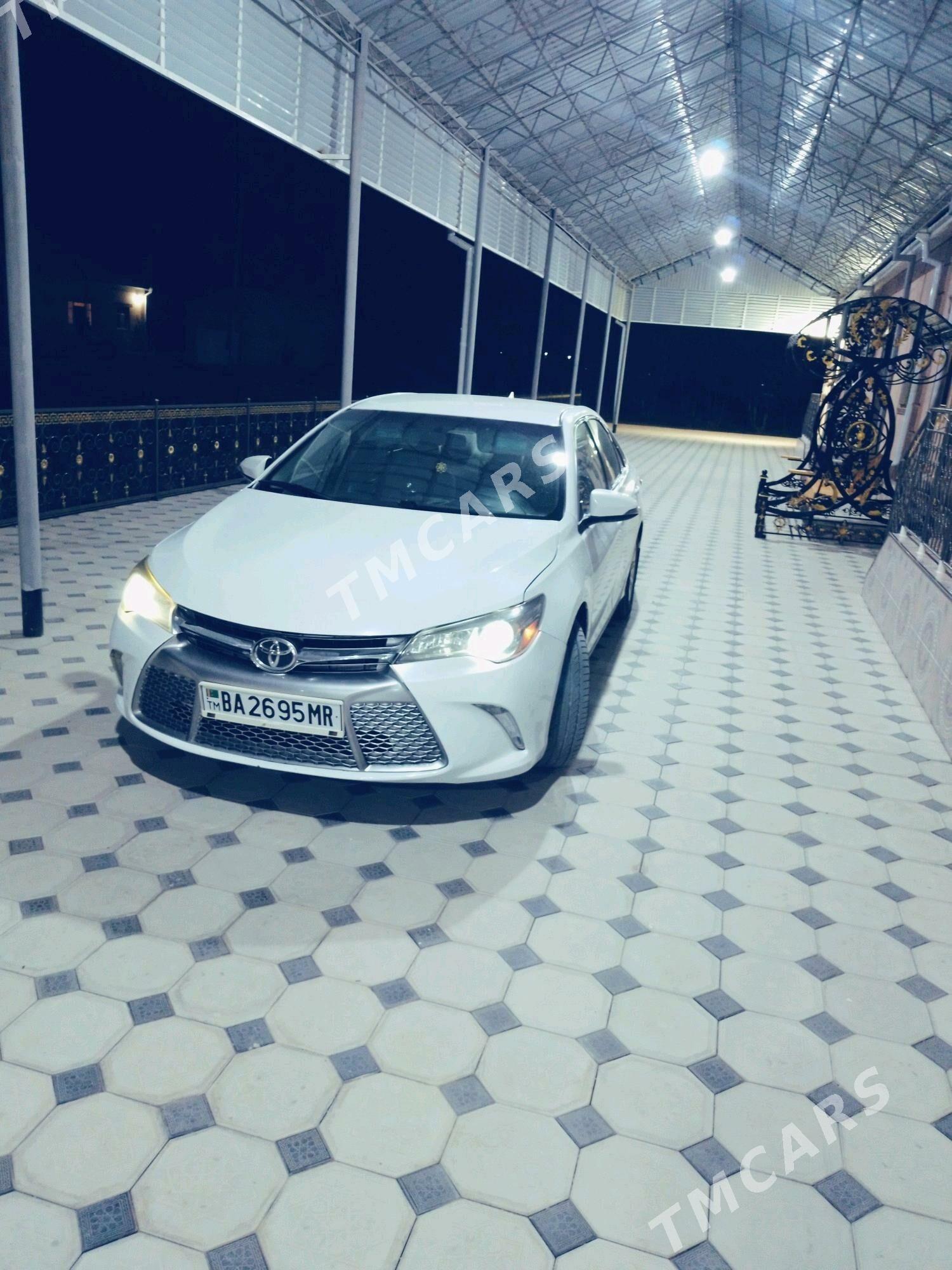 Toyota Camry 2017 - 225 000 TMT - Байрамали - img 2