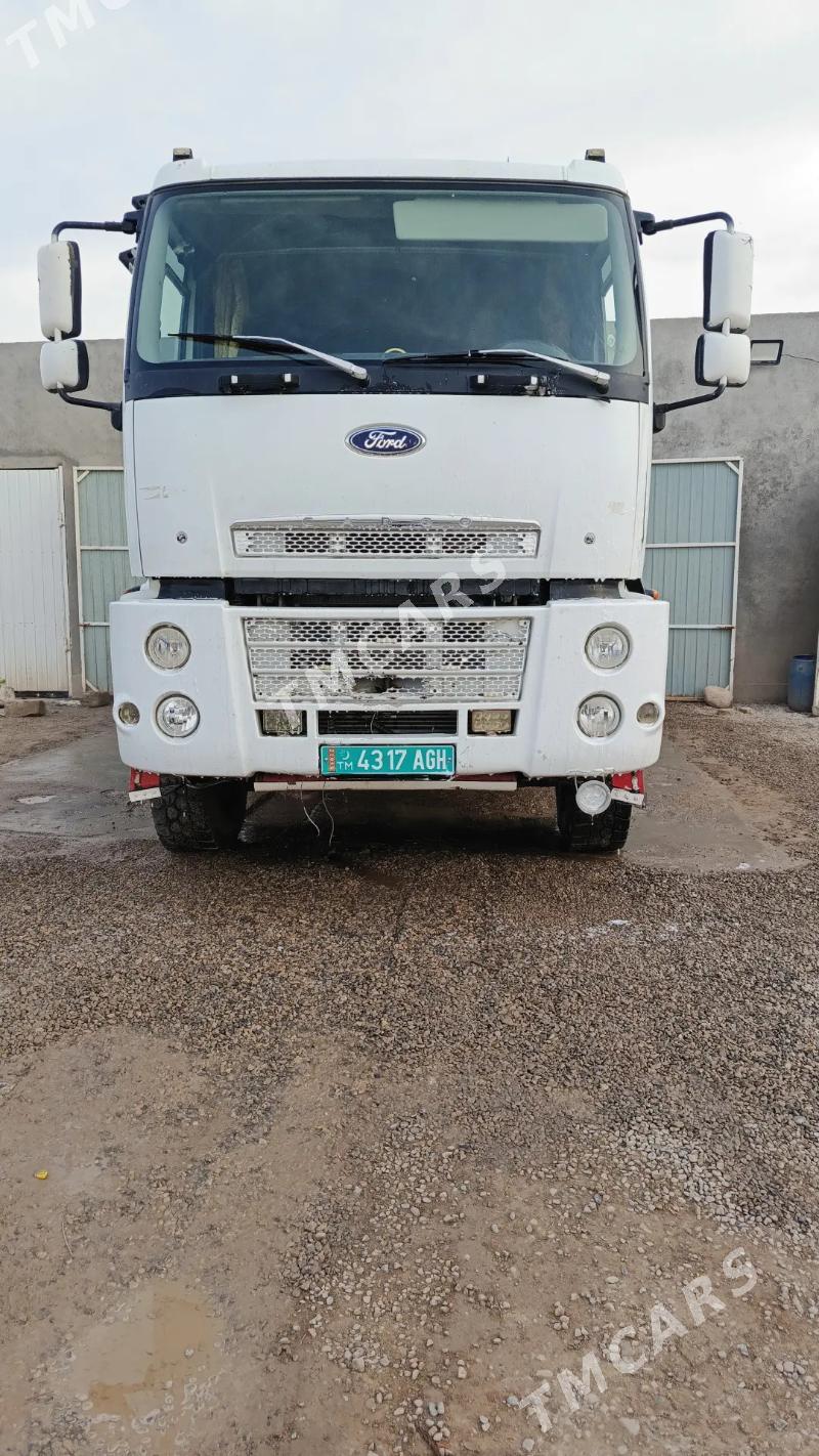 Ford Cargo 3535D 2013 - 540 000 TMT - Мары - img 8
