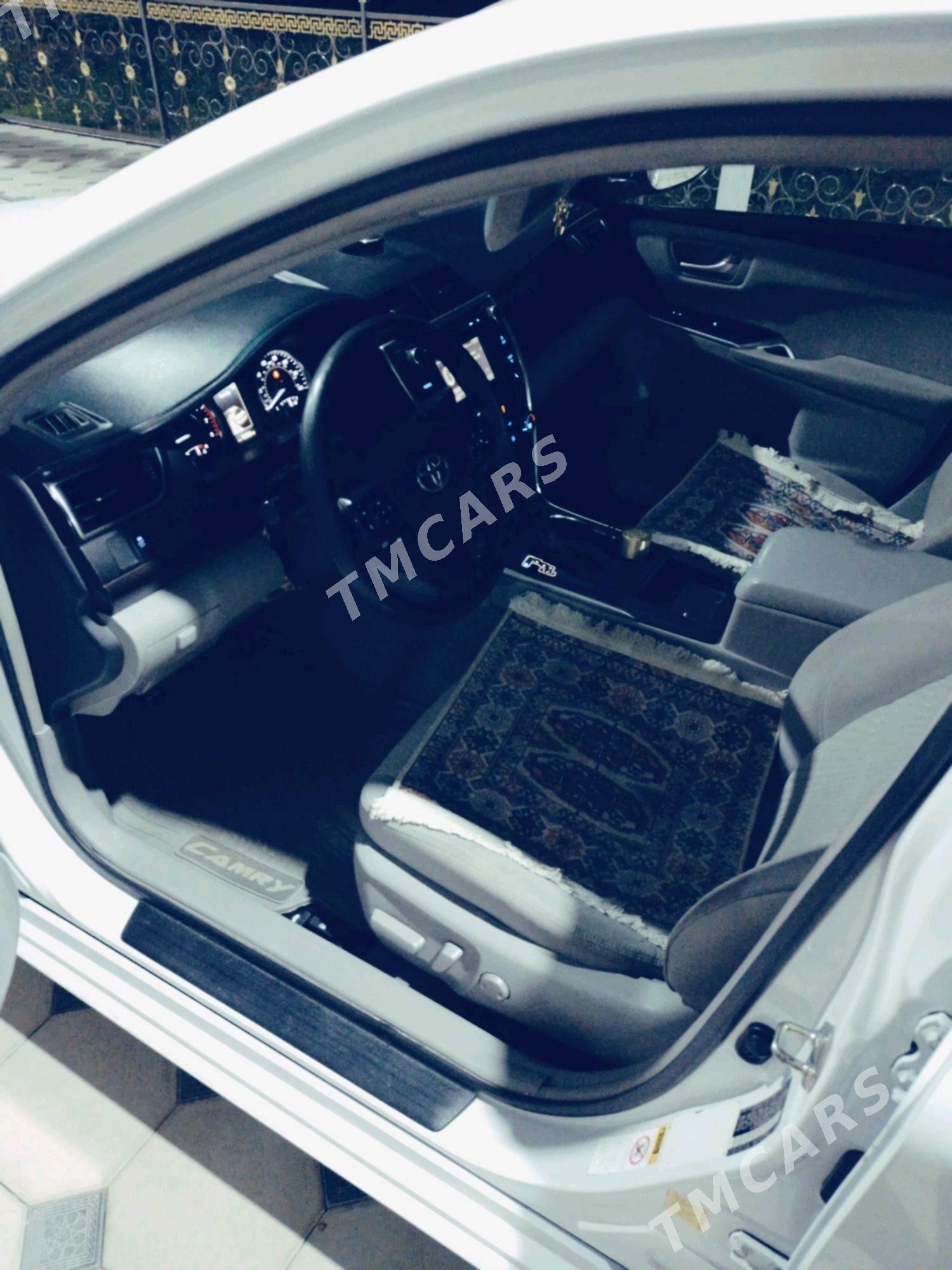Toyota Camry 2017 - 225 000 TMT - Байрамали - img 4