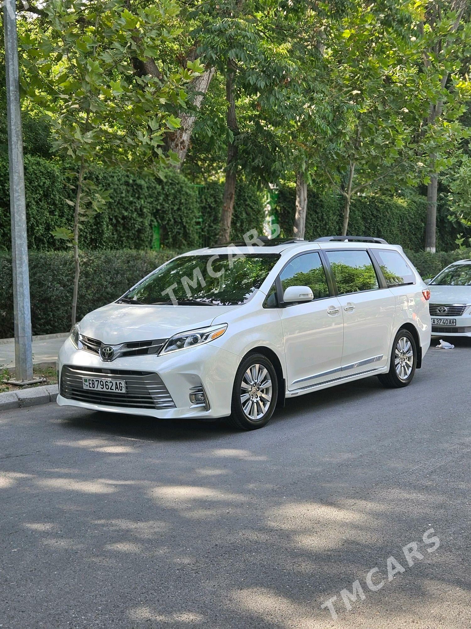 Toyota Sienna 2017 - 495 000 TMT - Aşgabat - img 7