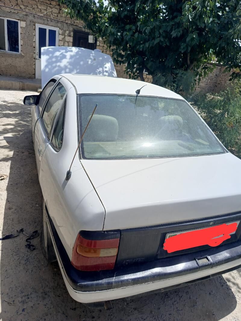 Opel Vectra 1992 - 25 000 TMT - Магданлы - img 3