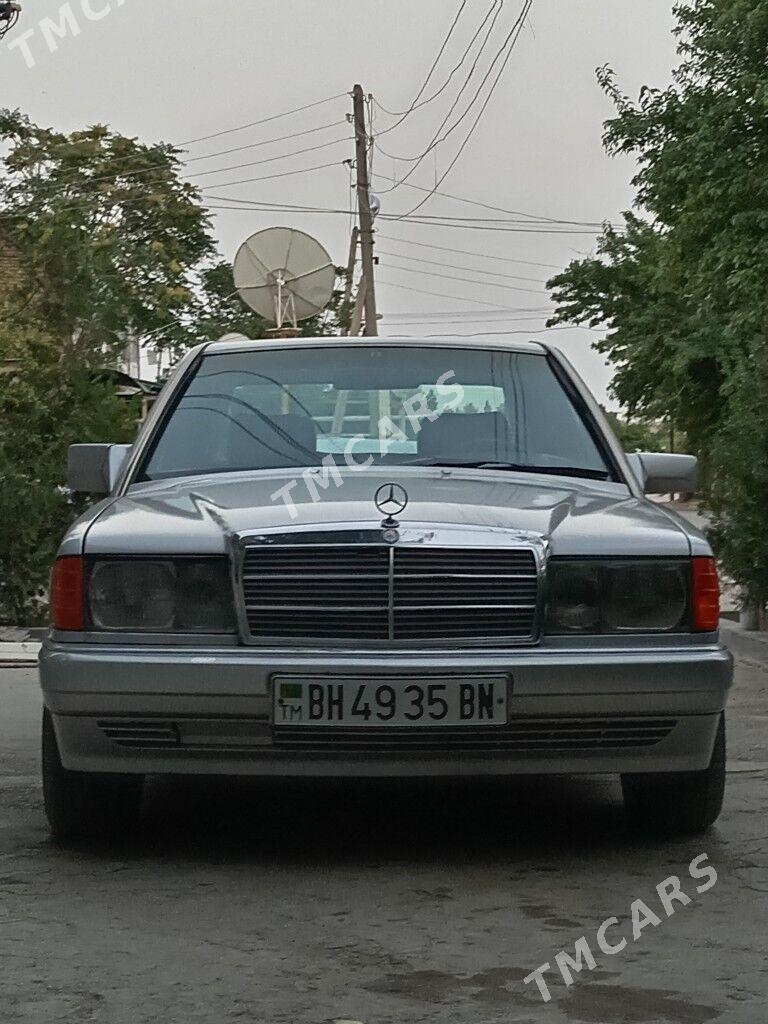 Mercedes-Benz 190E 1990 - 23 000 TMT - Balkanabat - img 3