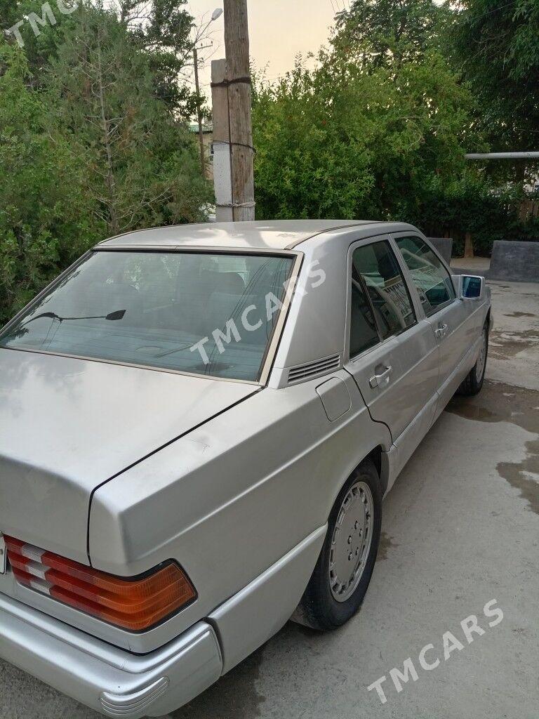 Mercedes-Benz 190E 1990 - 23 000 TMT - Balkanabat - img 5