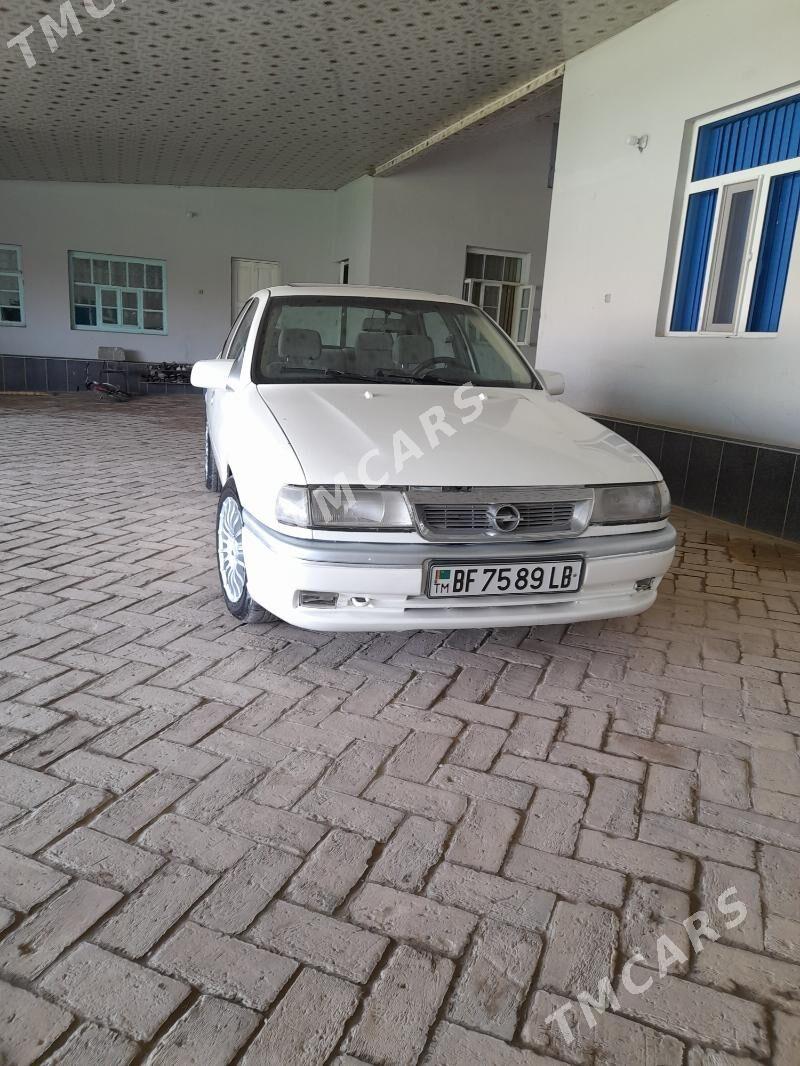 Opel Vectra 1992 - 30 000 TMT - Kerki - img 3