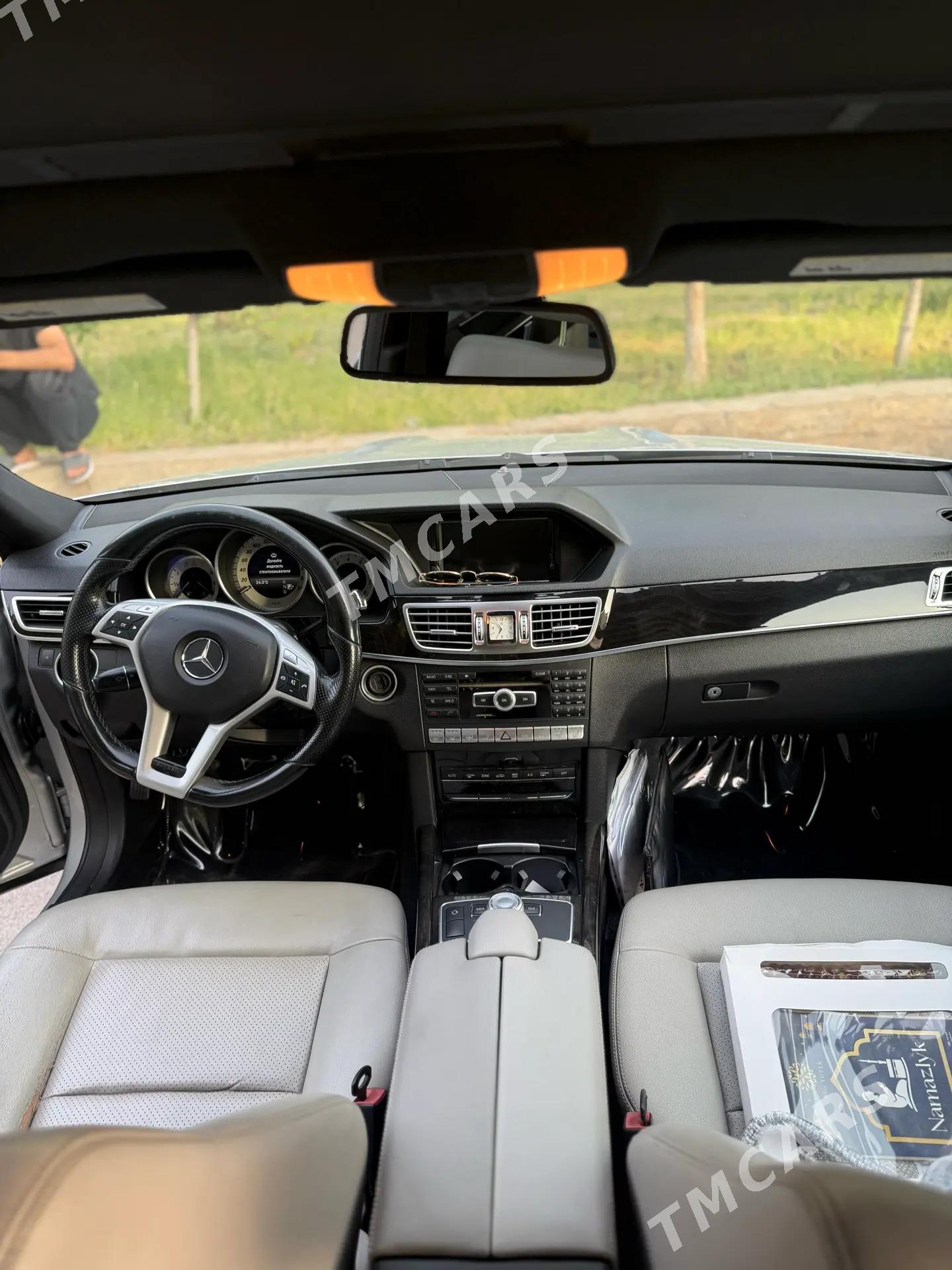 Mercedes-Benz E350 2012 - 330 000 TMT - Hitrowka - img 3