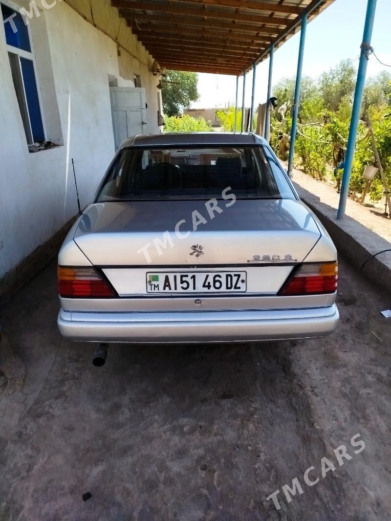 Mercedes-Benz 230E 1991 - 30 000 TMT - Akdepe - img 5