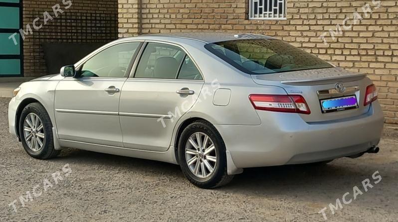 Toyota Camry 2011 - 190 000 TMT - Векильбазар - img 3