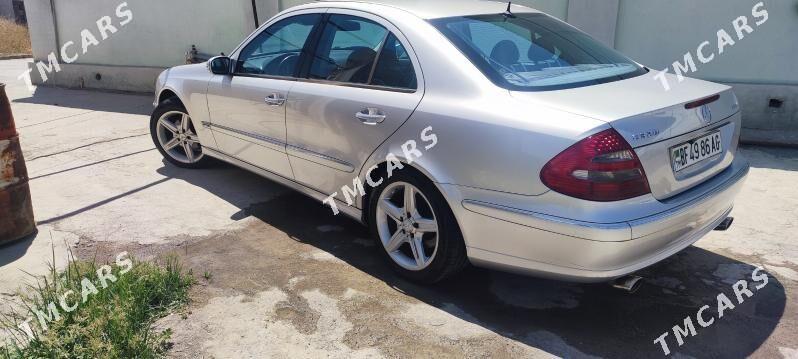 Mercedes-Benz E320 2003 - 125 000 TMT - Багир - img 4