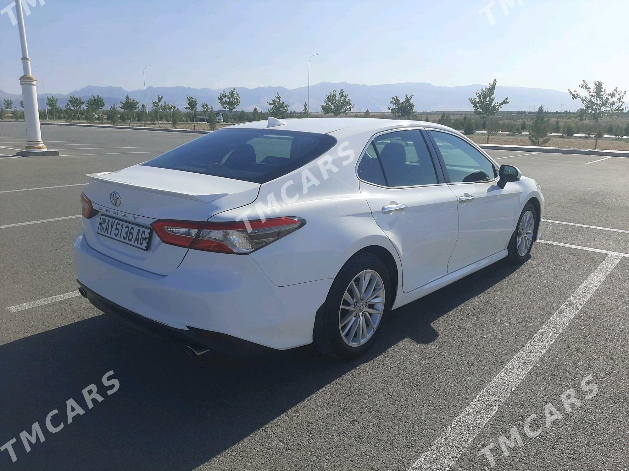 Toyota Camry 2019 - 300 000 TMT - Aşgabat - img 8