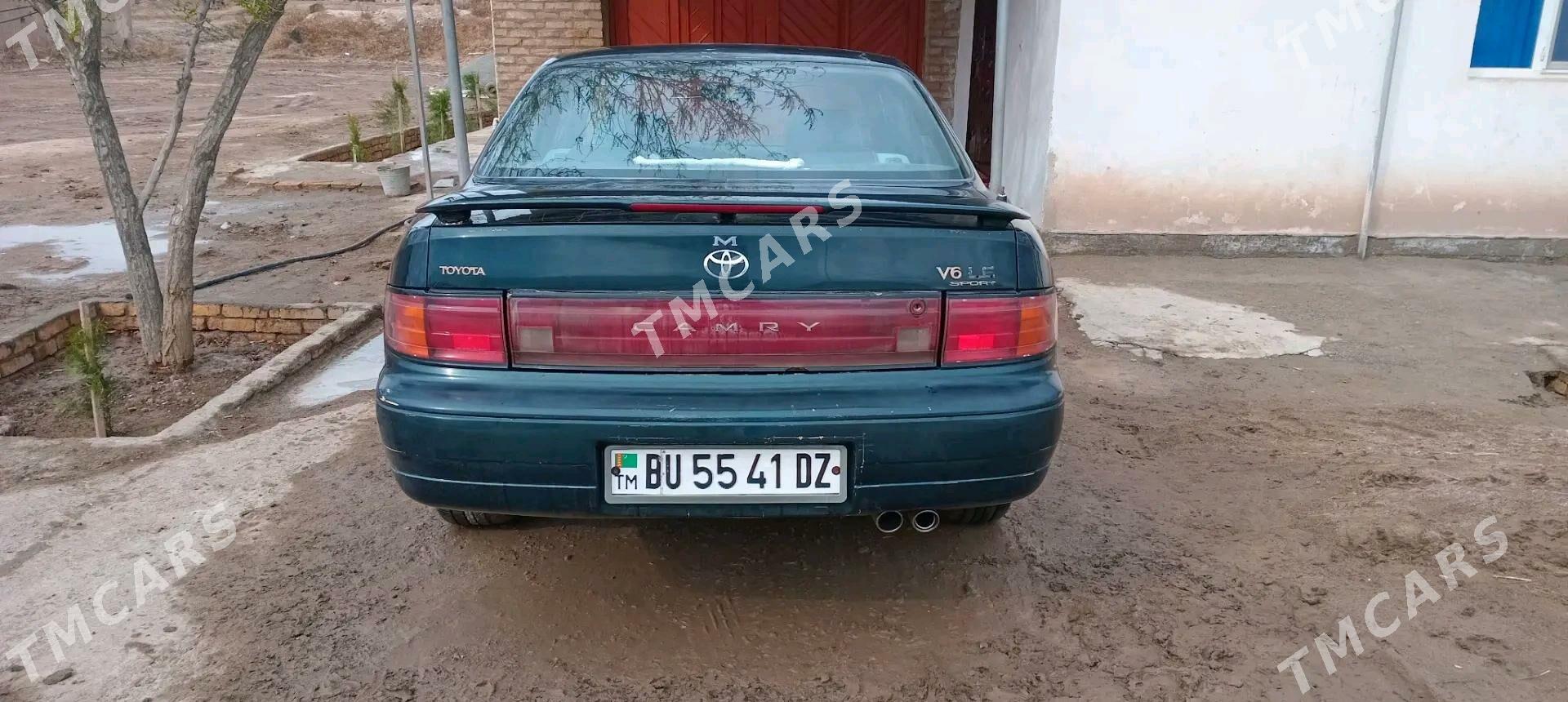 Toyota Camry 1993 - 68 000 TMT - Дашогуз - img 6