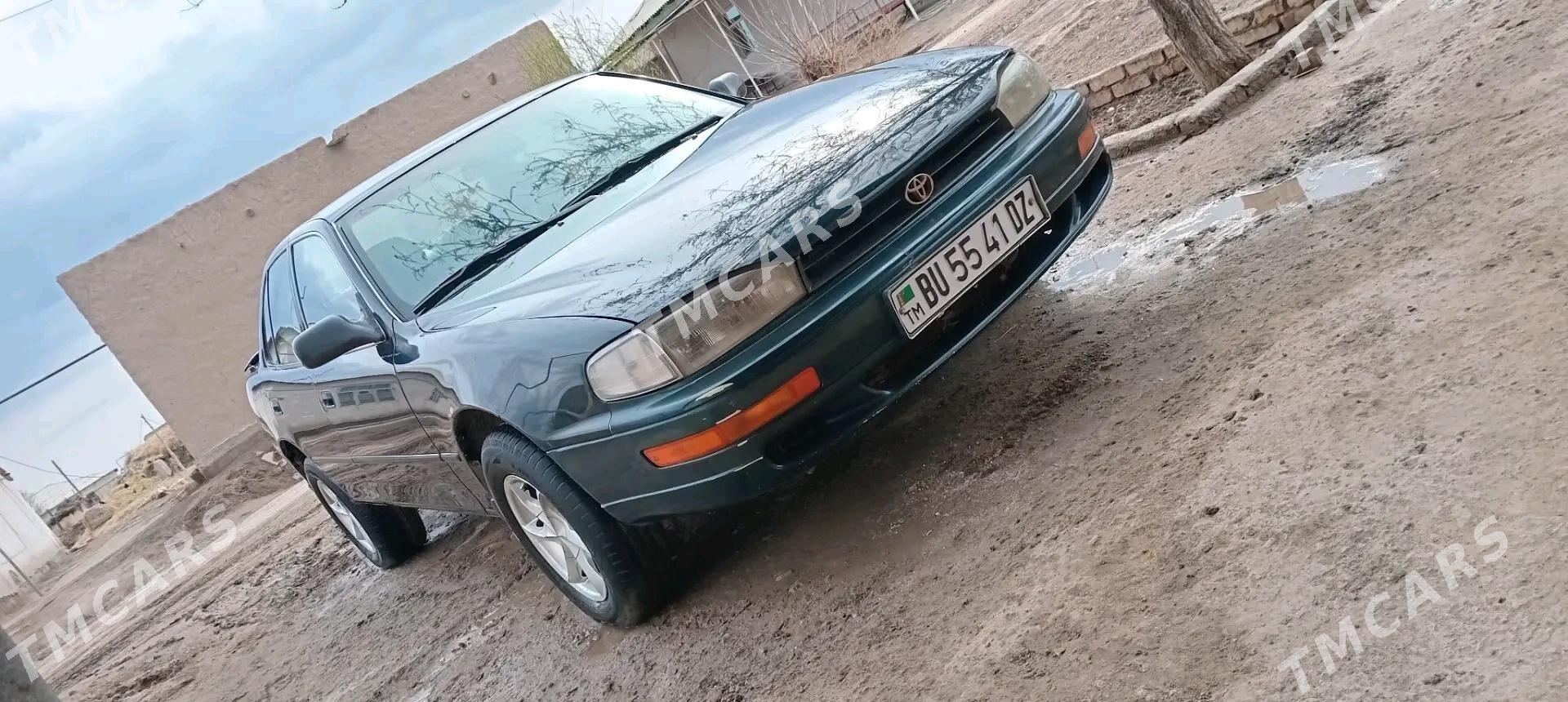 Toyota Camry 1993 - 68 000 TMT - Дашогуз - img 5
