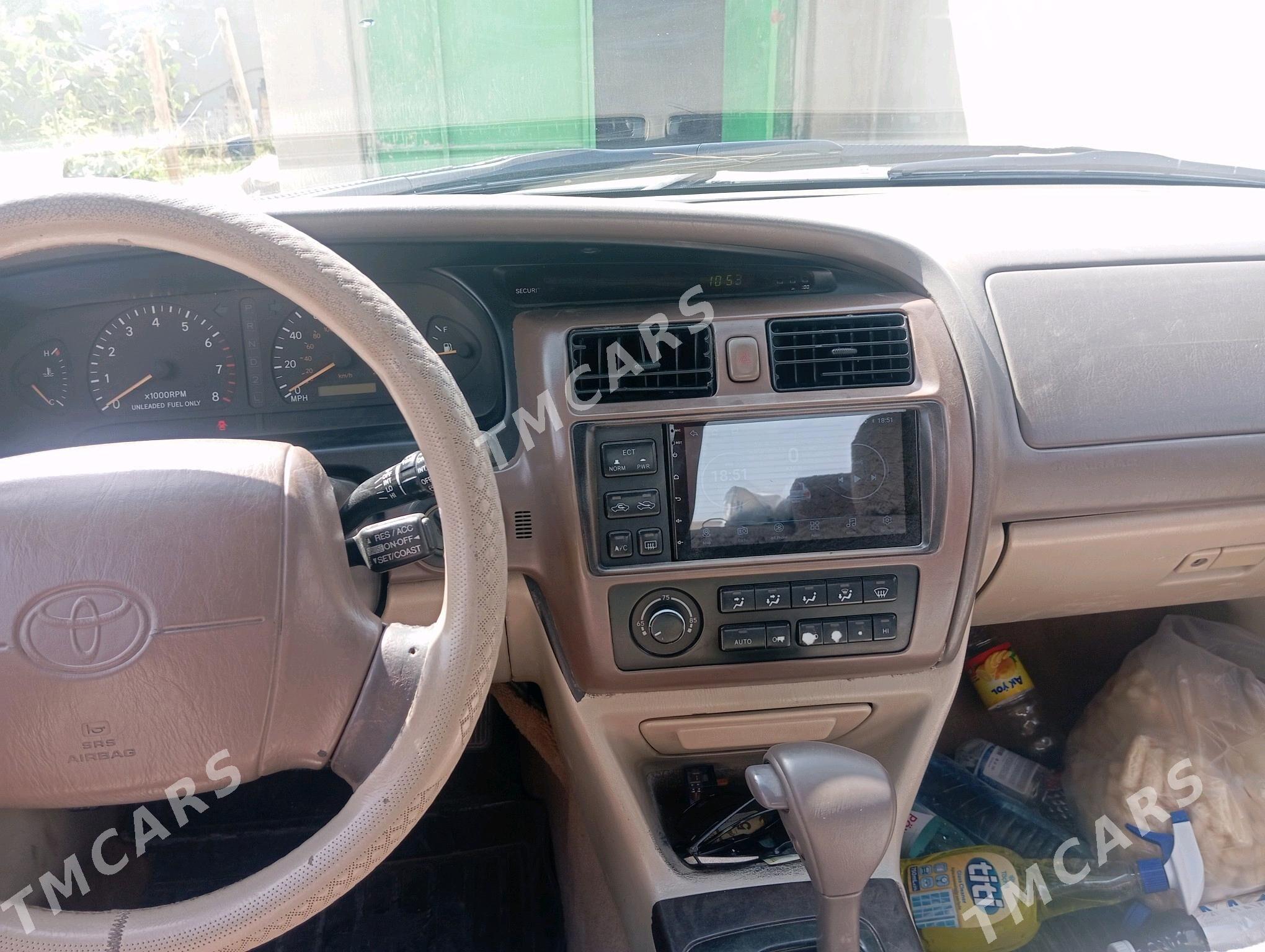 Toyota Camry 1995 - 107 000 TMT - Ruhubelent etraby - img 3