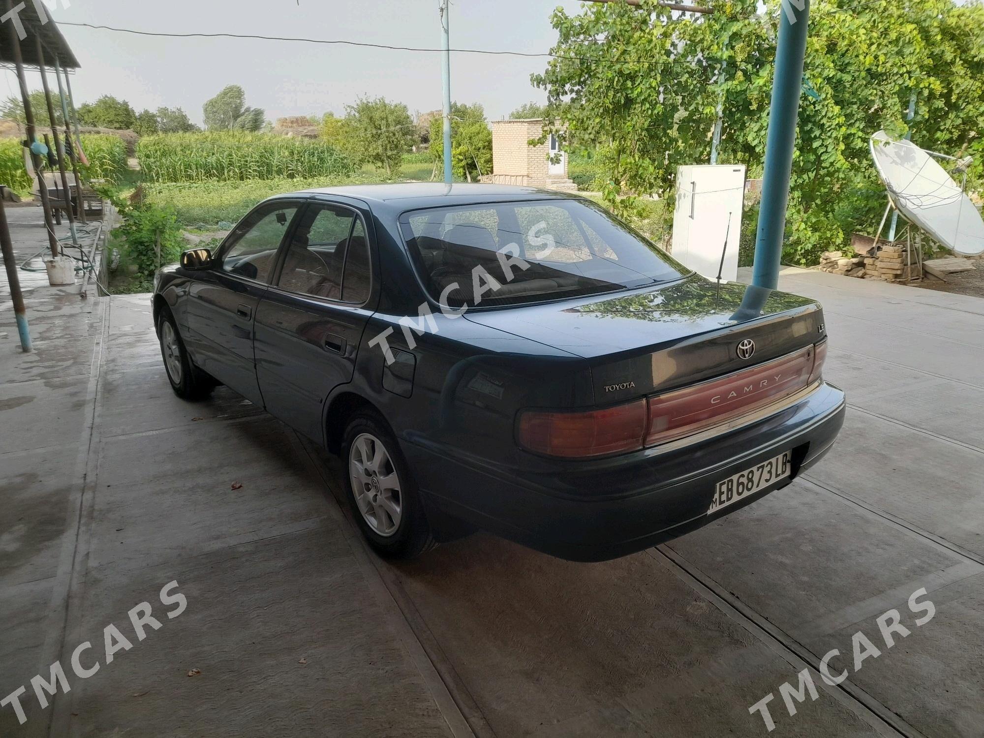 Toyota Camry 1993 - 96 000 TMT - Саят - img 4