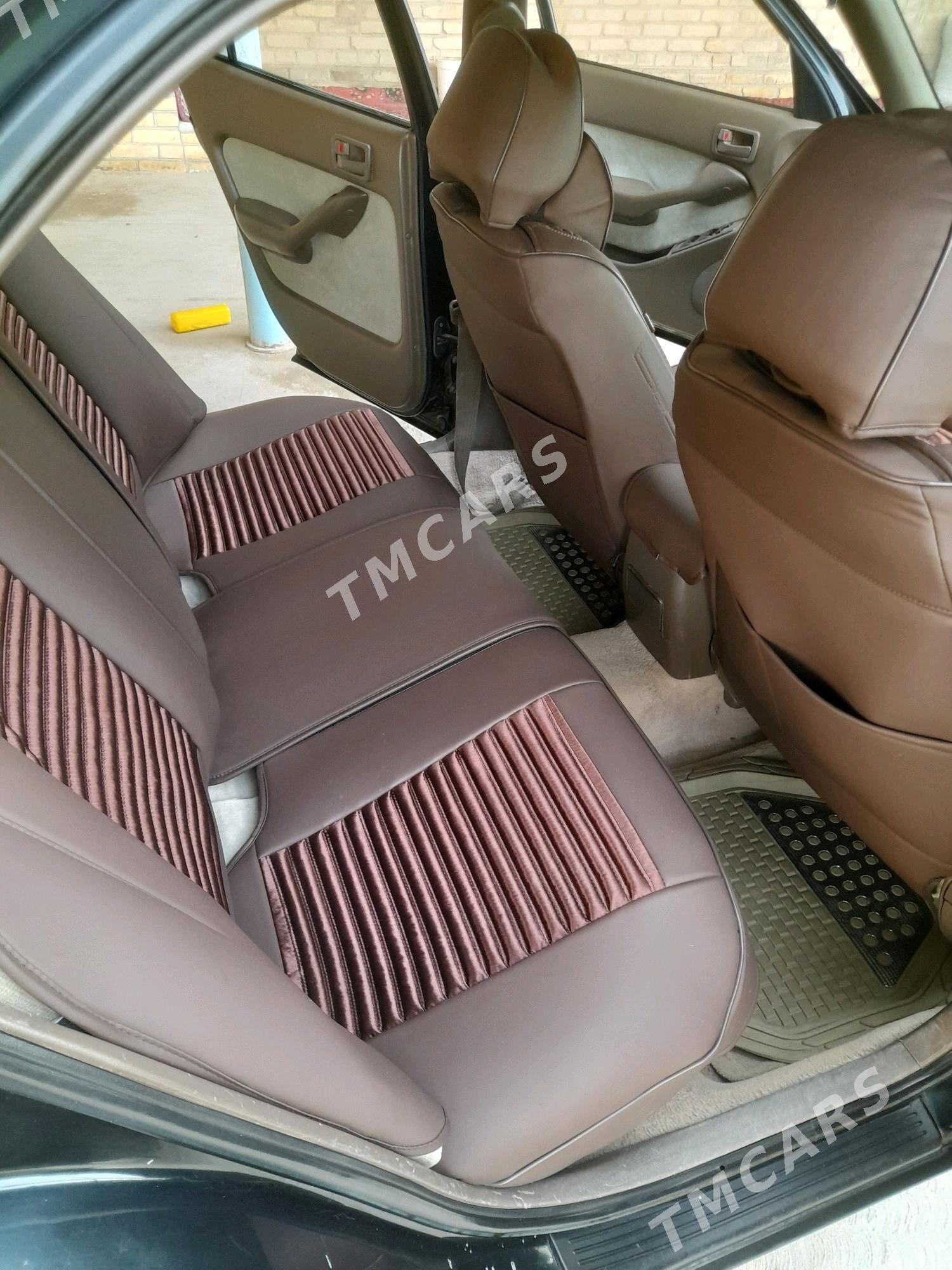 Toyota Camry 1993 - 96 000 TMT - Саят - img 3