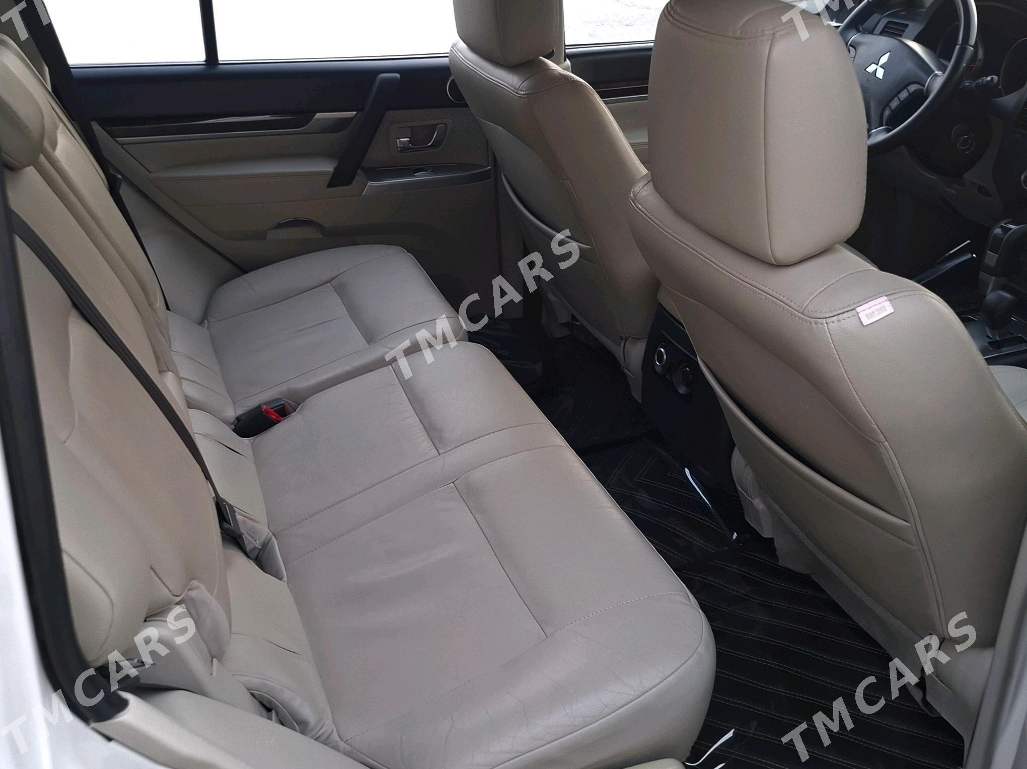 Mitsubishi Pajero 2014 - 282 000 TMT - Aşgabat - img 6